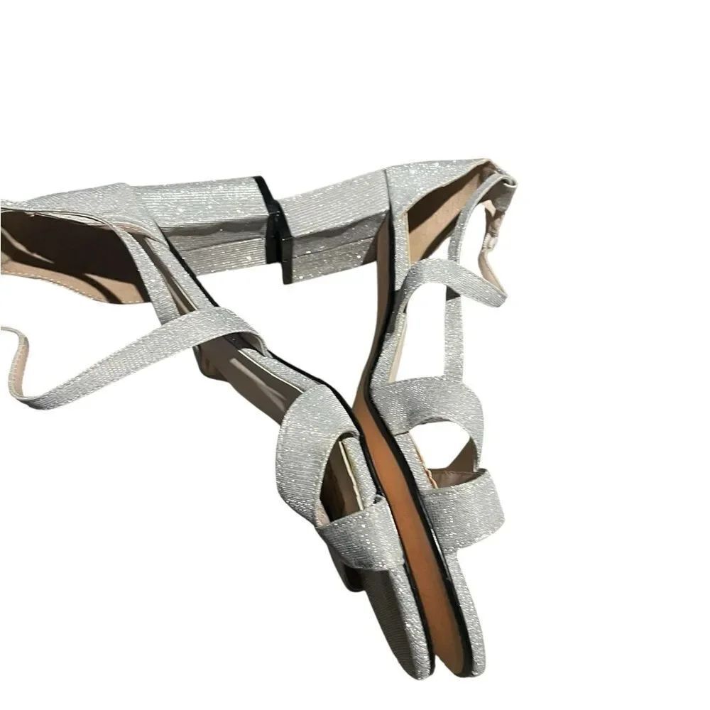 Benjamin Walk Toich Ups Elegant Silver Strappy Sandals worn once size 11M - Picture 2 of 3